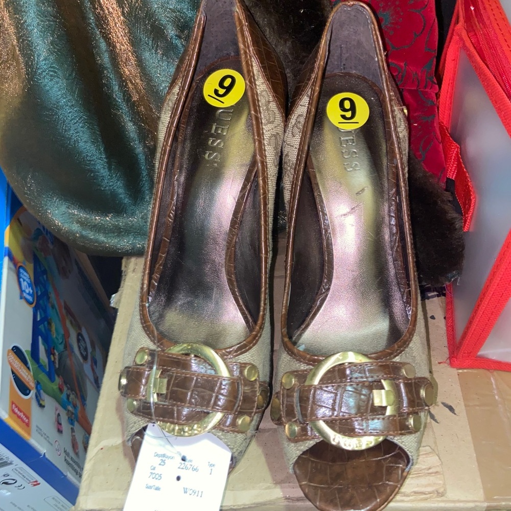 Guess heels